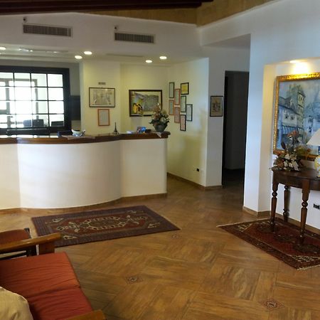 מרינלה דו סלינונטה Hotel Riviera מראה חיצוני תמונה