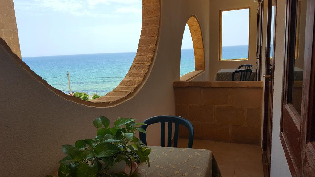 מרינלה דו סלינונטה Hotel Riviera מראה חיצוני תמונה