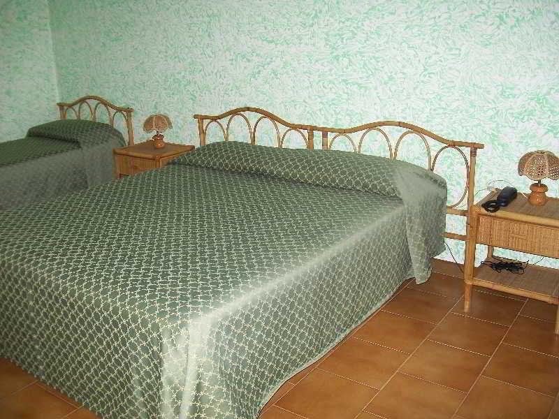 מרינלה דו סלינונטה Hotel Riviera מראה חיצוני תמונה