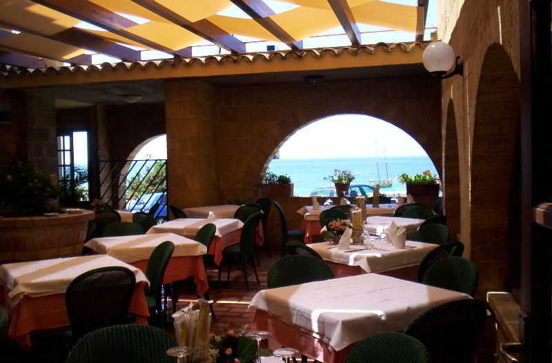 מרינלה דו סלינונטה Hotel Riviera מראה חיצוני תמונה