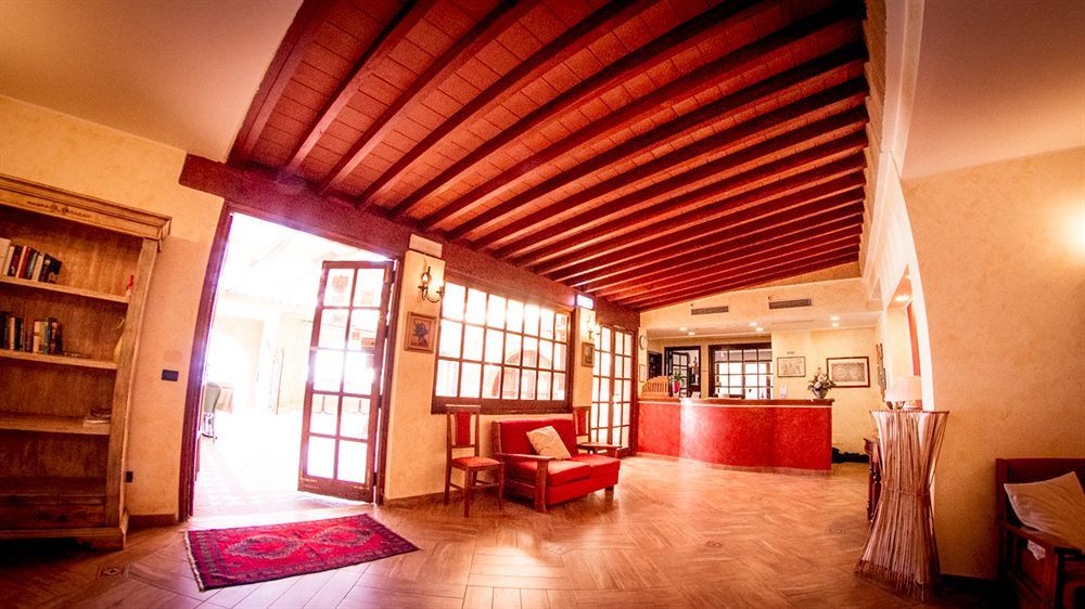 מרינלה דו סלינונטה Hotel Riviera מראה חיצוני תמונה