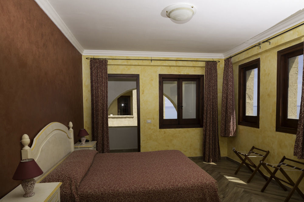 מרינלה דו סלינונטה Hotel Riviera מראה חיצוני תמונה