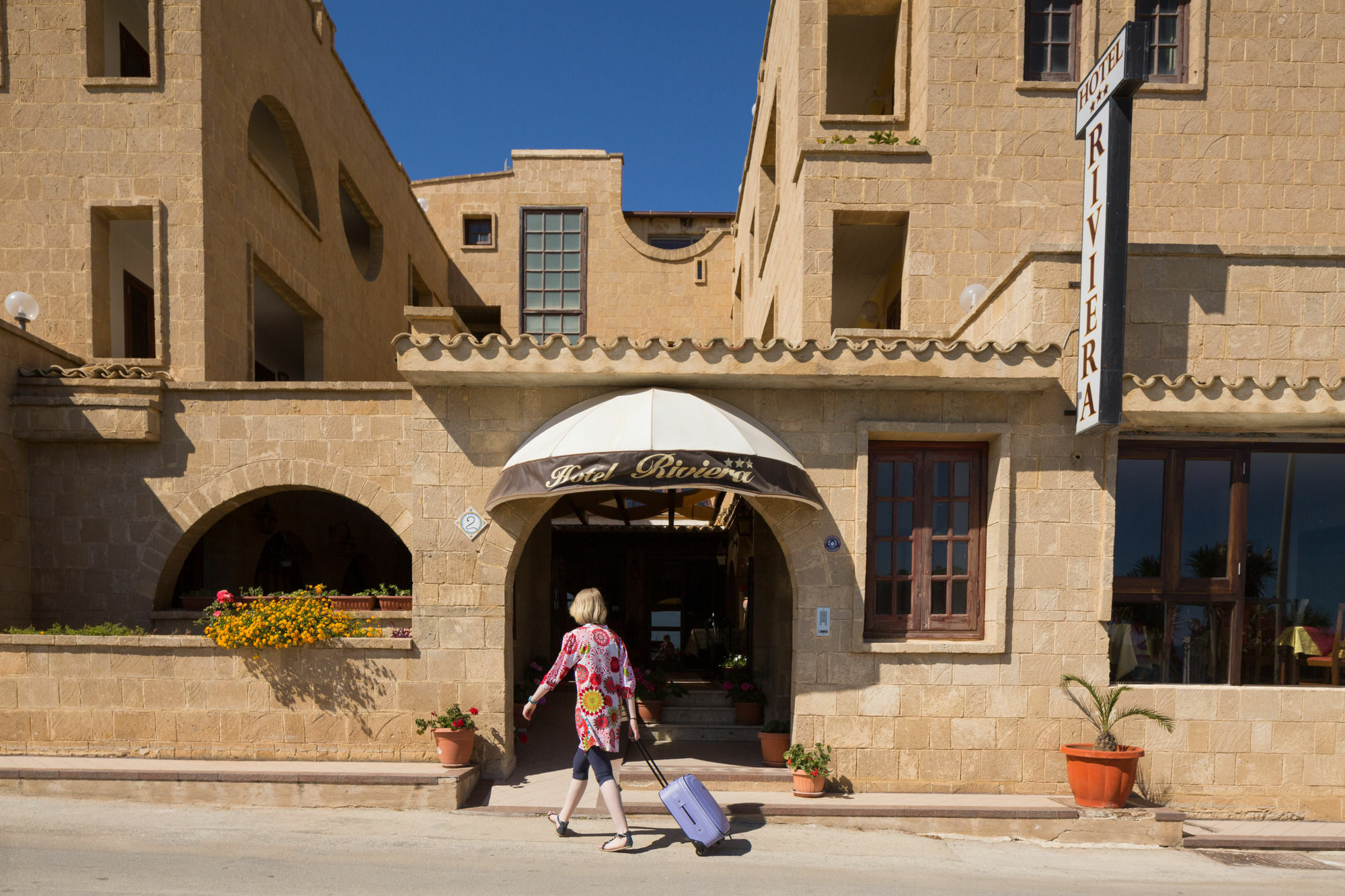 מרינלה דו סלינונטה Hotel Riviera מראה חיצוני תמונה